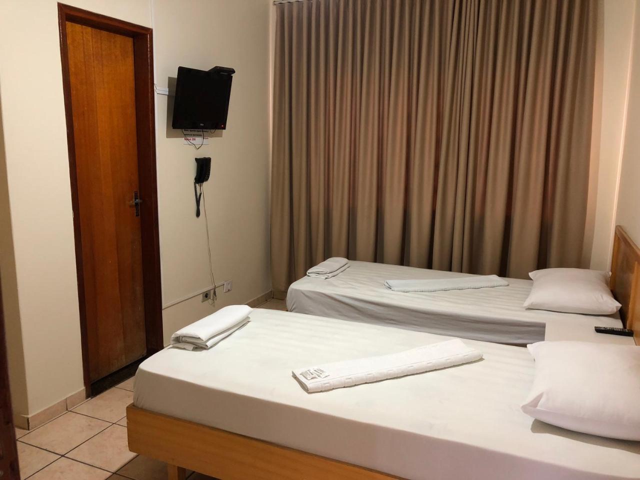Acalantus Hotel Goiânia Eksteriør billede