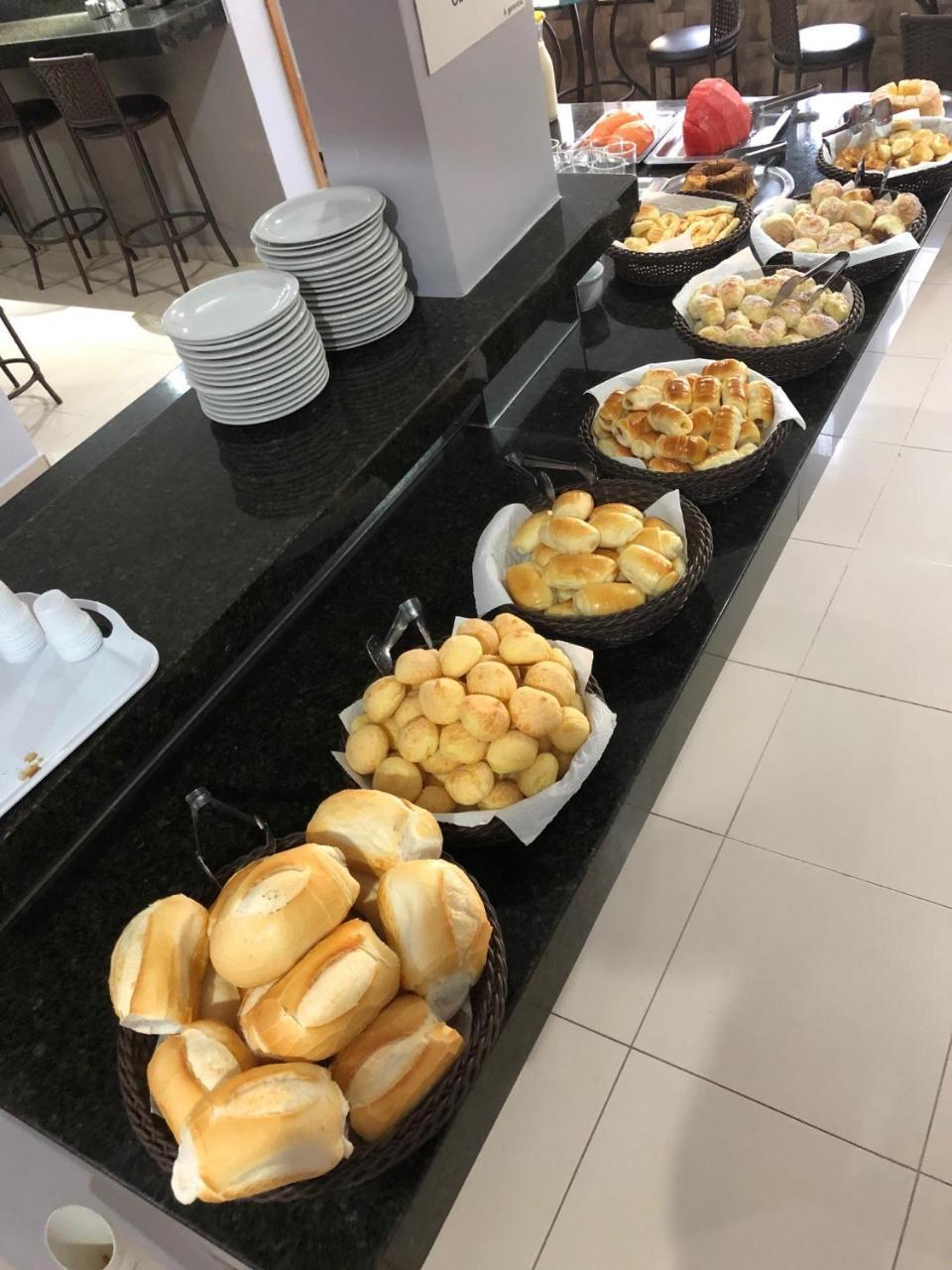 Acalantus Hotel Goiânia Eksteriør billede