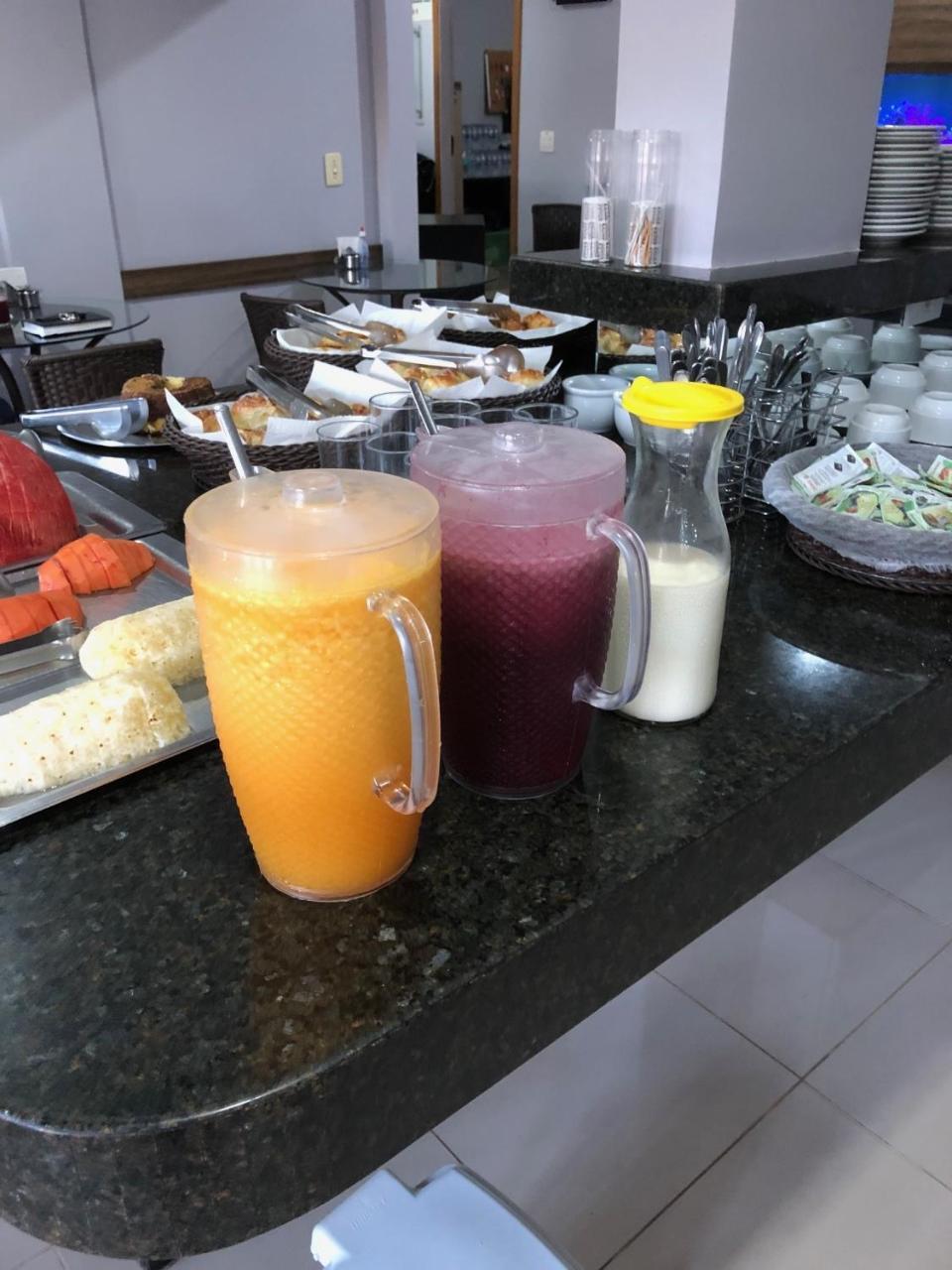 Acalantus Hotel Goiânia Eksteriør billede